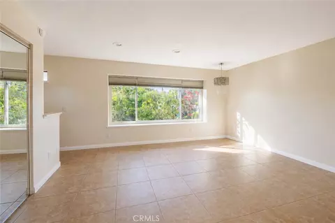Living - 9889 Canada Way, Riverside, CA 92503 photo 5 of 5