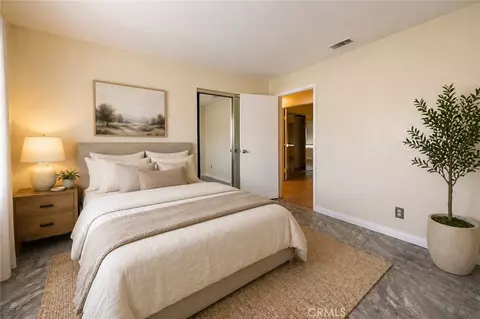 Bedroom - 9889 Canada Way, Riverside, CA 92503 photo 2 of 4