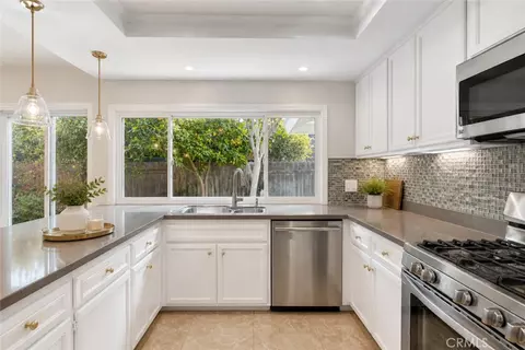 Kitchen - 9889 Canada Way, Riverside, CA 92503 photo 2 of 2
