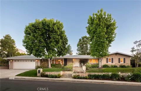 4430 Estrondo Dr, Encino, CA 91436