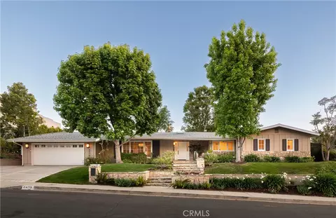 4430 Estrondo Dr, Encino, CA 91436