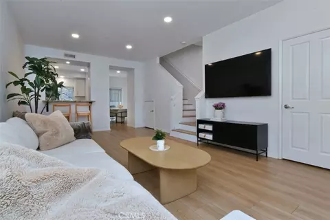 10918 Morrison St #3, North Hollywood, CA 91601