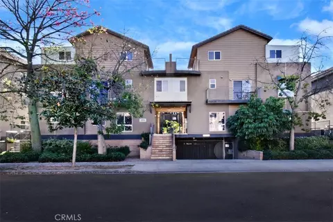 10918 Morrison St #3, North Hollywood, CA 91601