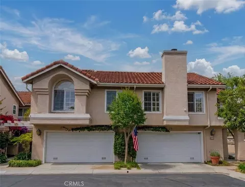 640 Kingswood Ln #F, Simi Valley, CA 93065