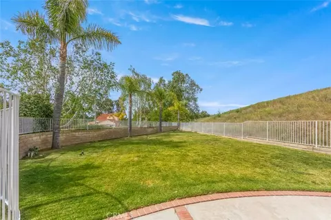 Exterior - 15449 Doris Ct, Moorpark, CA 93021 photo 3 of 7