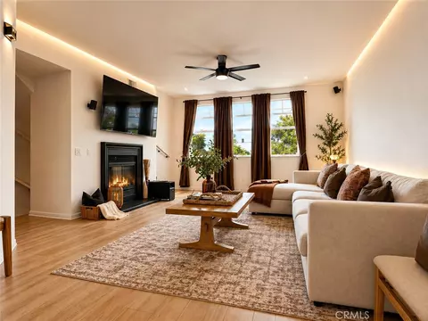 545 N Chardonnay Dr, Covina, CA 91723