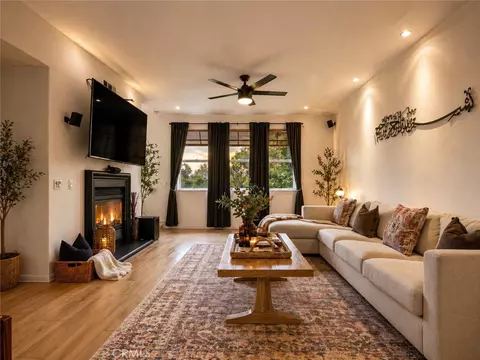 545 N Chardonnay Dr, Covina, CA 91723