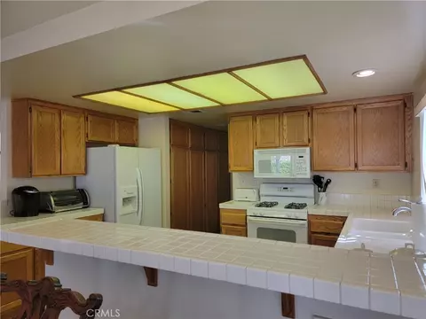 44436 Shadowcrest Dr, Lancaster, CA 93536 photo 20
