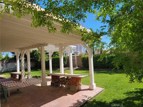 44436 Shadowcrest Dr, Lancaster, CA 93536 photo 4