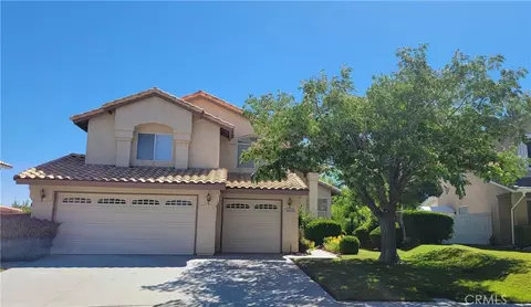 44436 Shadowcrest Dr, Lancaster, CA 93536