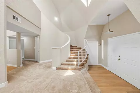 Entry Way - 22181 Geneva Dr, Tehachapi, CA 93561 photo 1 of 4
