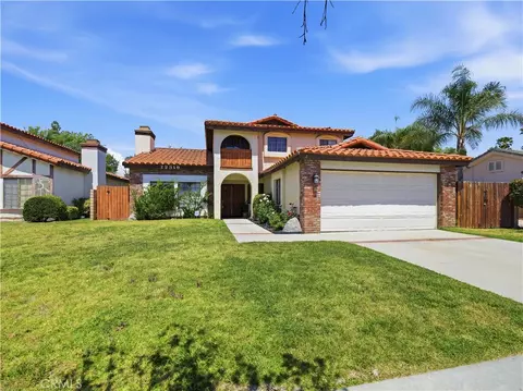 22319 Lull St, Canoga Park, CA 91304