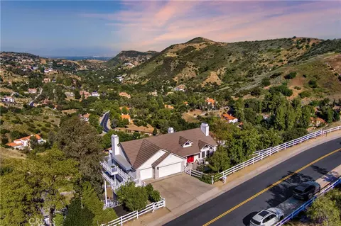 50 Saddlebow, Bell Canyon, CA 91307