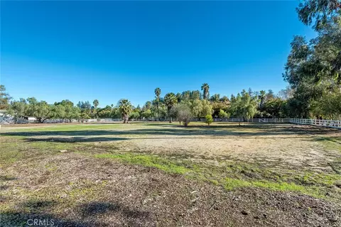 5546 Paradise Valley Rd, Hidden Hills, CA 91302