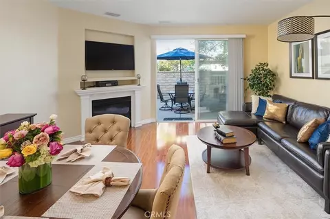 26502 Bryce, Valencia, CA 91354