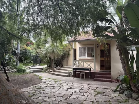 537 S Bradoaks, Monrovia, CA 91016