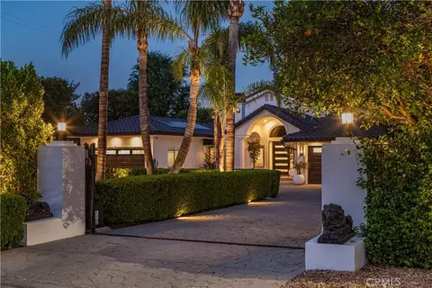 5242 Topeka Dr, Tarzana, CA 91356