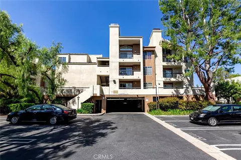 5550 Owensmouth Ave #120, Woodland Hills, CA 91367