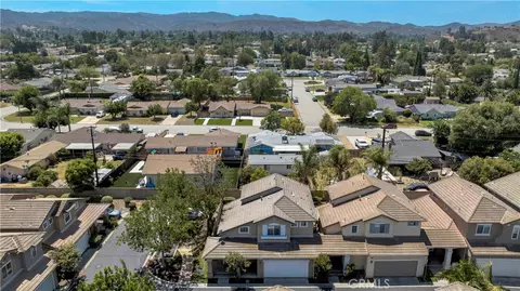 View/Area - 292 Edgemire Ln, Simi Valley, CA 93065 photo 2 of 5