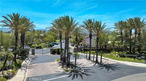 View/Area - 292 Edgemire Ln, Simi Valley, CA 93065 photo 5 of 5