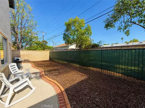 Exterior - 292 Edgemire Ln, Simi Valley, CA 93065 photo 5 of 13