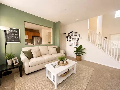 Living - 292 Edgemire Ln, Simi Valley, CA 93065 photo 1 of 1