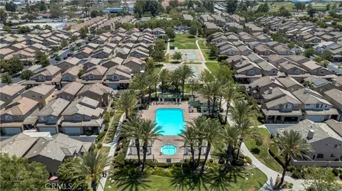 View/Area - 292 Edgemire Ln, Simi Valley, CA 93065 photo 3 of 5
