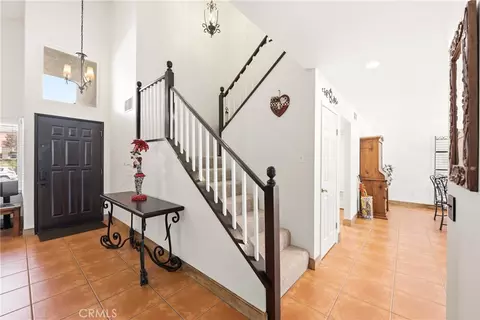 Entry Way - 15376 Bambi Ct, Moorpark, CA 93021 photo 2 of 3