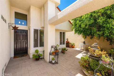 Exterior - 15376 Bambi Ct, Moorpark, CA 93021 photo 2 of 6