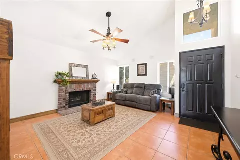 Entry Way - 15376 Bambi Ct, Moorpark, CA 93021 photo 1 of 3