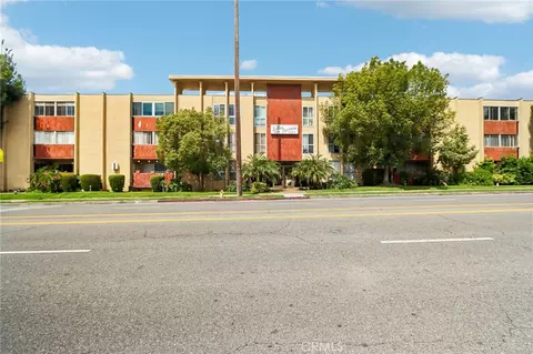 6225 Coldwater Canyon Ave #102, North Hollywood, CA 91606