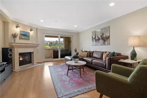 6221 Monterey #304, Highland Park, CA 90042