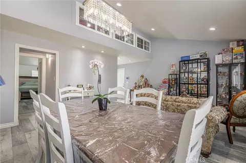 Dining - 2078 N Swindon, Simi Valley, CA 93063 photo 2 of 2