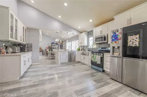 Kitchen - 2078 N Swindon, Simi Valley, CA 93063 photo 2 of 2