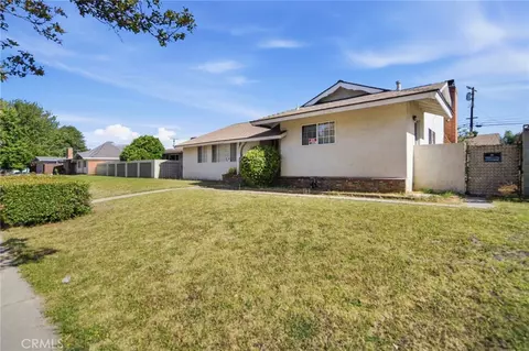 285 E Mckinley, Pomona, CA 91767