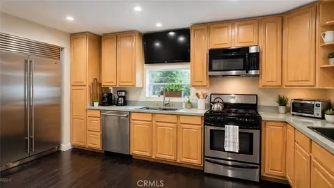 4201 Topanga Canyon Blvd #116, Woodland Hills, CA 91364