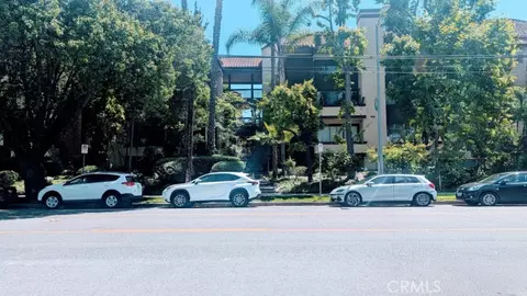 13214 Moorpark St #108, Sherman Oaks, CA 91423