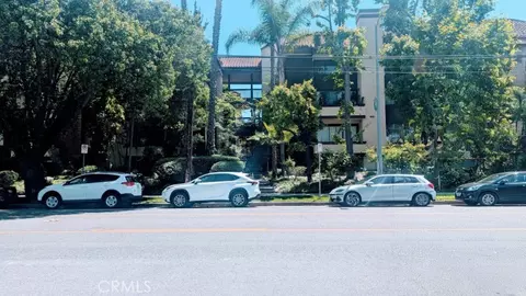 13214 Moorpark St #108, Sherman Oaks, CA 91423