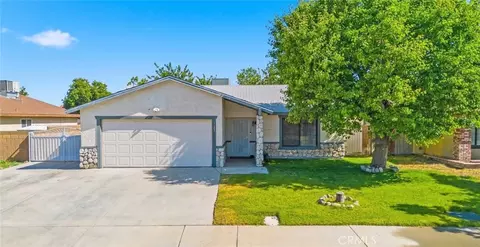1123 Herzel Ave, Lancaster, CA 93535
