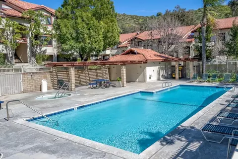 27919 Sarabande #422, Canyon Country, CA 91387