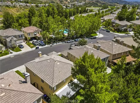 View/Area - 28655 Placerview Trl, Santa Clarita, CA 91390 photo 2 of 2
