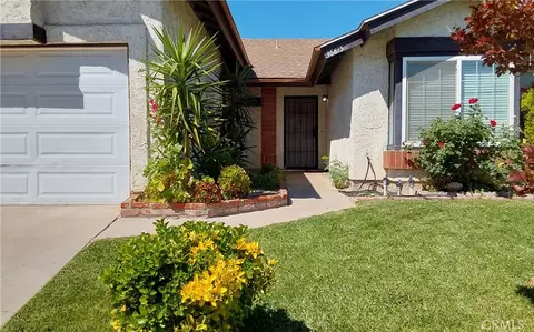 36815 Spanish Broom Dr, Palmdale, CA 93550