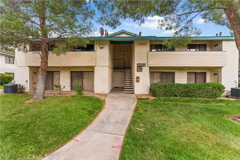 44424 E 15th St, Lancaster, CA 93535