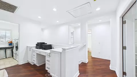 Entry Way - 24139 Crescent Ct, Valencia, CA 91355 photo 2 of 5