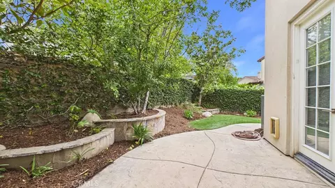 Exterior - 24139 Crescent Ct, Valencia, CA 91355 photo 17 of 20