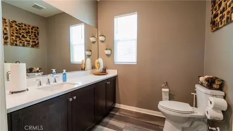 Entry Way - 22740 Harmony, Saugus, CA 91350 photo 3 of 4