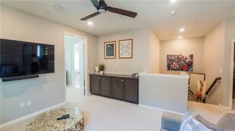 Entry Way - 22740 Harmony, Saugus, CA 91350 photo 5 of 5