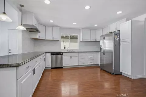23777 Mulholland Hwy #203, Calabasas, CA 91302