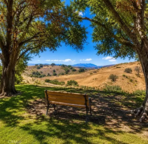 197 Via Colinas, Thousand Oaks, CA 91362