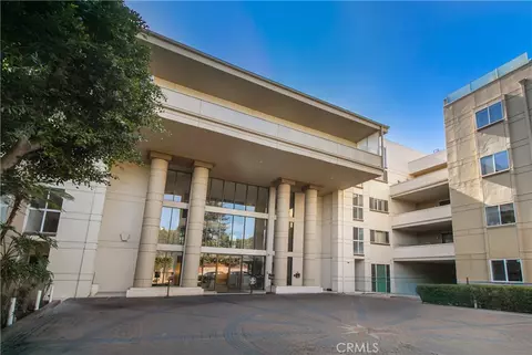 4949 Genesta Ave #308, Encino, CA 91316